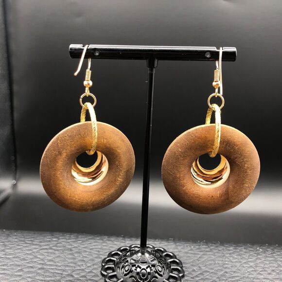 Charles Klein Earrings MOP Mother of Pearl Wood Gold Tone Boho Drop Disc Dangles - Picture 2 of 6